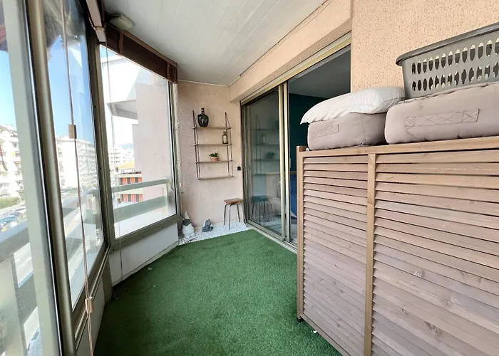 T2 With Terrace In شقة